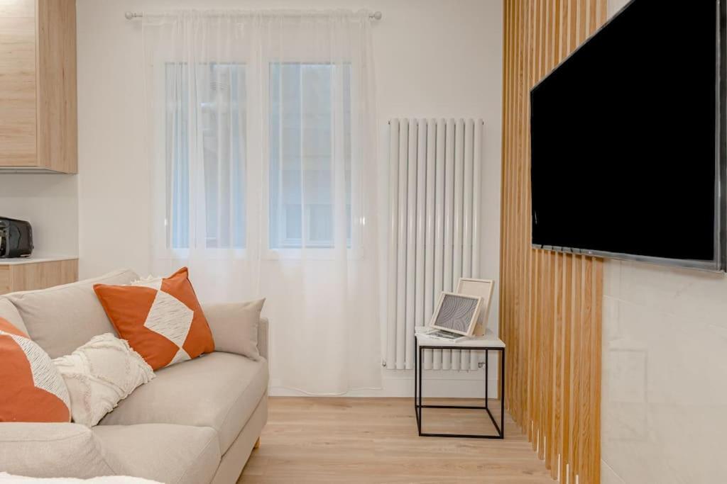 Malasana XI Calle Manuela Malasana 3Br 3Bh Apartment Madrid Luaran gambar