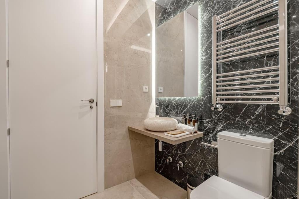 Malasana XI Calle Manuela Malasana 3Br 3Bh Apartment Madrid Luaran gambar